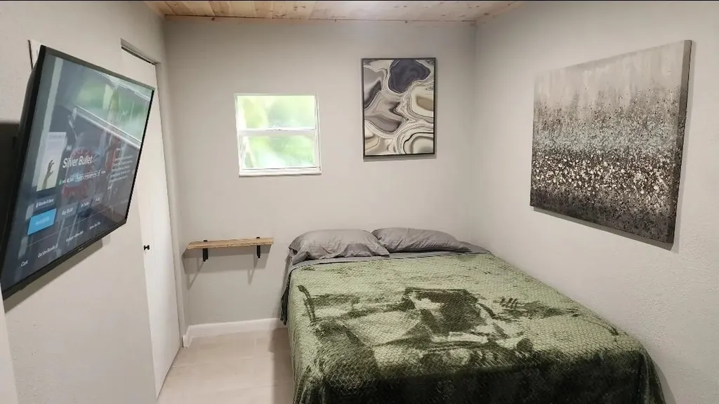 618 Hunter Street West Palm Beach FL 33405
