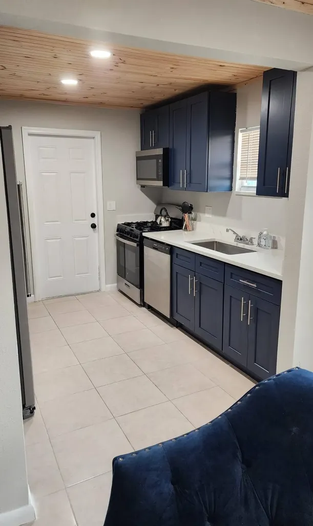 618 Hunter Street West Palm Beach FL 33405