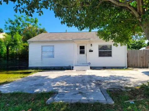 618 Hunter Street West Palm Beach FL 33405