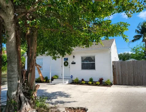 618 Hunter Street West Palm Beach FL 33405