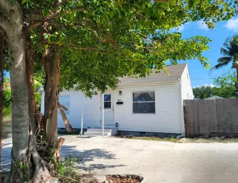 618 Hunter Street West Palm Beach FL 33405