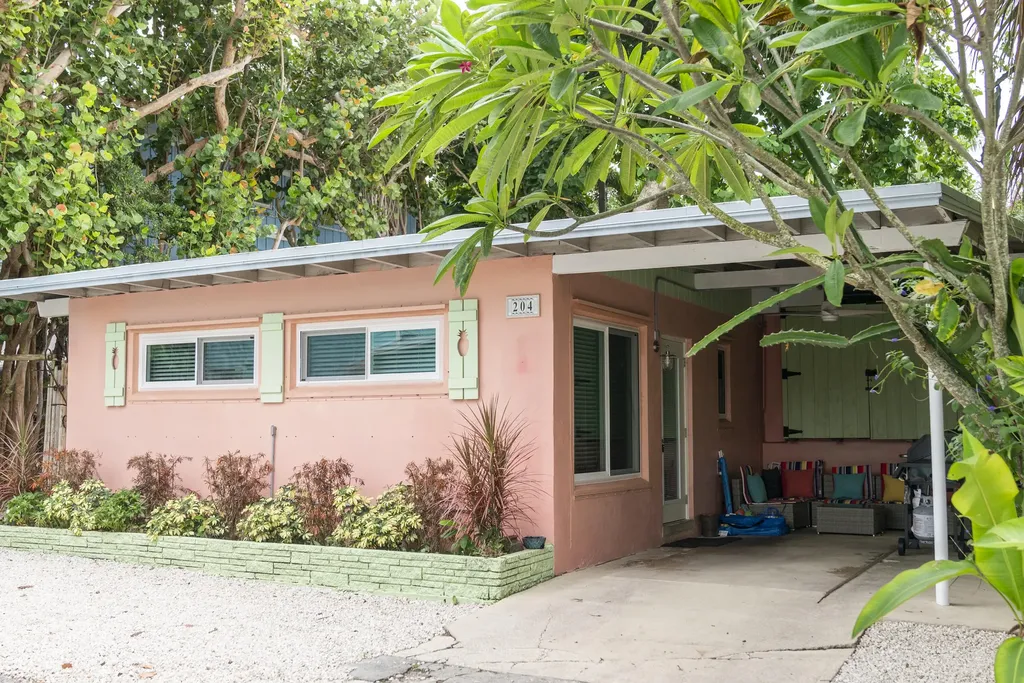204 Coral Road Boynton Beach FL 33435