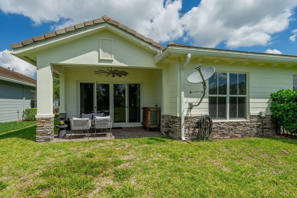 19546 Weathervane Way Loxahatchee FL 33470