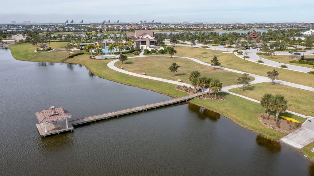 19546 Weathervane Way Loxahatchee FL 33470