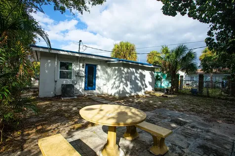 849 W 2nd Street Riviera Beach FL 33404