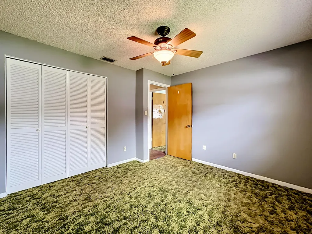 2402 Newport Drive Fort Pierce FL 34982