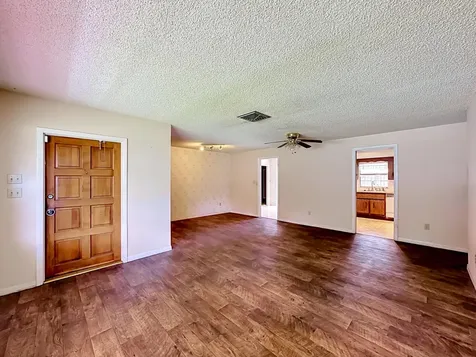 2402 Newport Drive Fort Pierce FL 34982