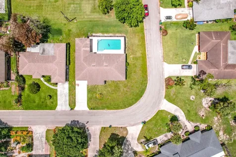 2402 Newport Drive Fort Pierce FL 34982