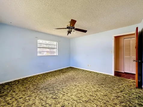 2402 Newport Drive Fort Pierce FL 34982