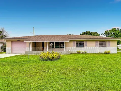 2402 Newport Drive Fort Pierce FL 34982