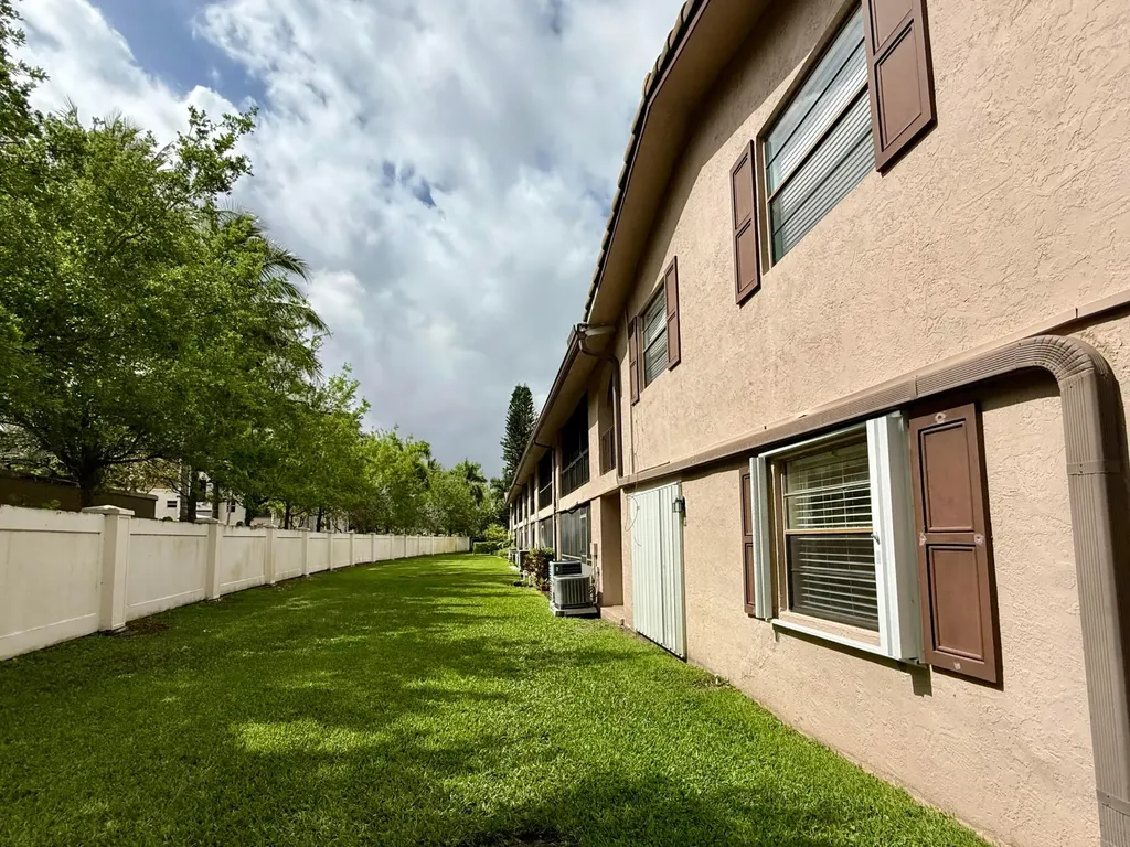 3307 NW 108th Drive Coral Springs FL 33065
