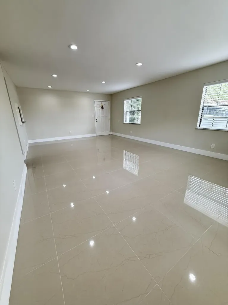 3307 NW 108th Drive Coral Springs FL 33065