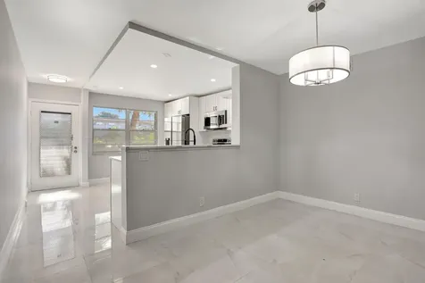 2202 Lucaya Bend Coconut Creek FL 33066