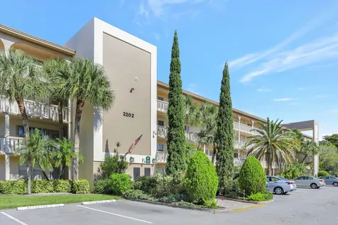 2202 Lucaya Bend Coconut Creek FL 33066