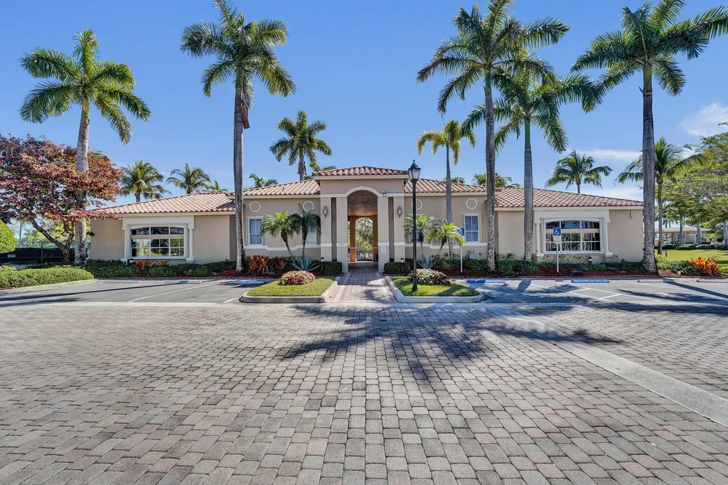 18623 SW 7th Street Pembroke Pines FL 33029