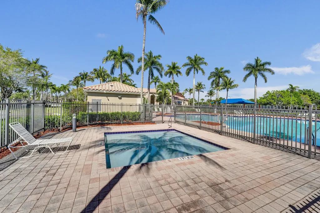 18623 SW 7th Street Pembroke Pines FL 33029
