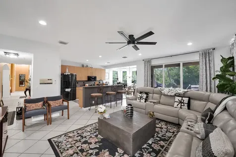 18623 SW 7th Street Pembroke Pines FL 33029