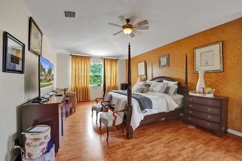 18623 SW 7th Street Pembroke Pines FL 33029