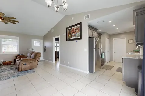 2590 SW Hinchman Street Port St Lucie FL 34984