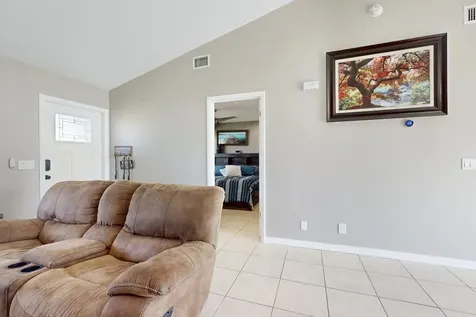 2590 SW Hinchman Street Port St Lucie FL 34984
