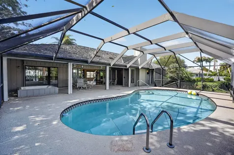 9055 SE Harbor Island Way Hobe Sound FL 33455
