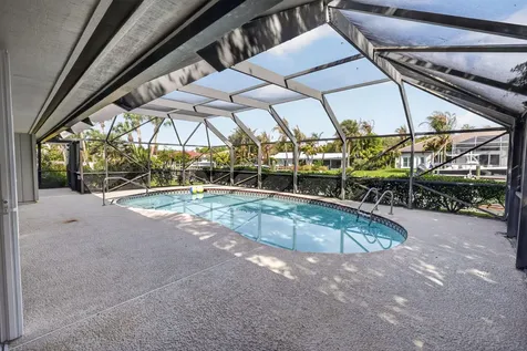 9055 SE Harbor Island Way Hobe Sound FL 33455