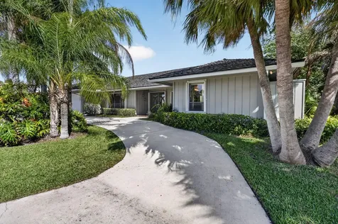 9055 SE Harbor Island Way Hobe Sound FL 33455