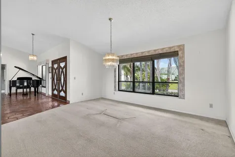 9055 SE Harbor Island Way Hobe Sound FL 33455