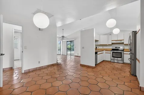 9055 SE Harbor Island Way Hobe Sound FL 33455