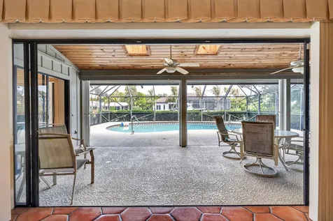9055 SE Harbor Island Way Hobe Sound FL 33455
