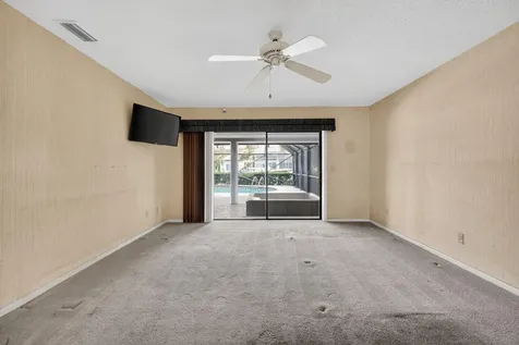 9055 SE Harbor Island Way Hobe Sound FL 33455