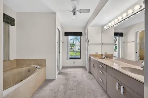 9055 SE Harbor Island Way Hobe Sound FL 33455