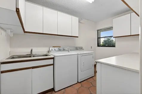 9055 SE Harbor Island Way Hobe Sound FL 33455