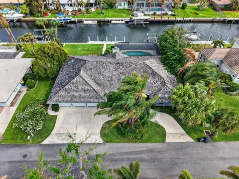 9055 SE Harbor Island Way Hobe Sound FL 33455