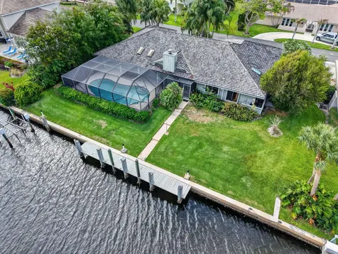 9055 SE Harbor Island Way Hobe Sound FL 33455
