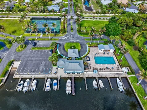 9055 SE Harbor Island Way Hobe Sound FL 33455