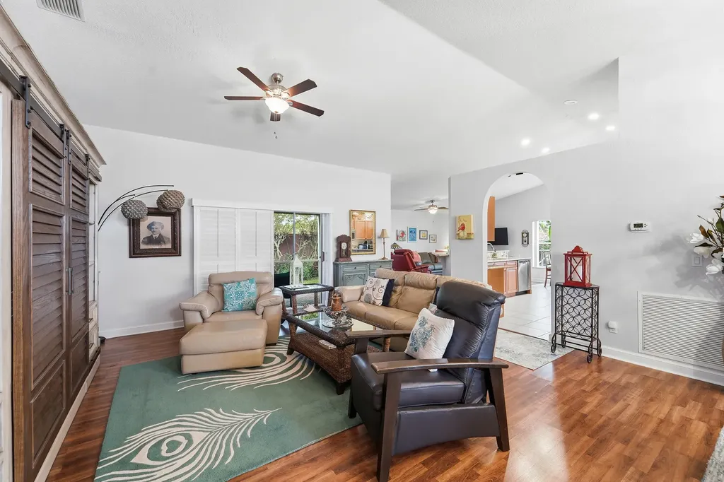 4788 S Cypress Drive Drive S Boynton Beach FL 33436