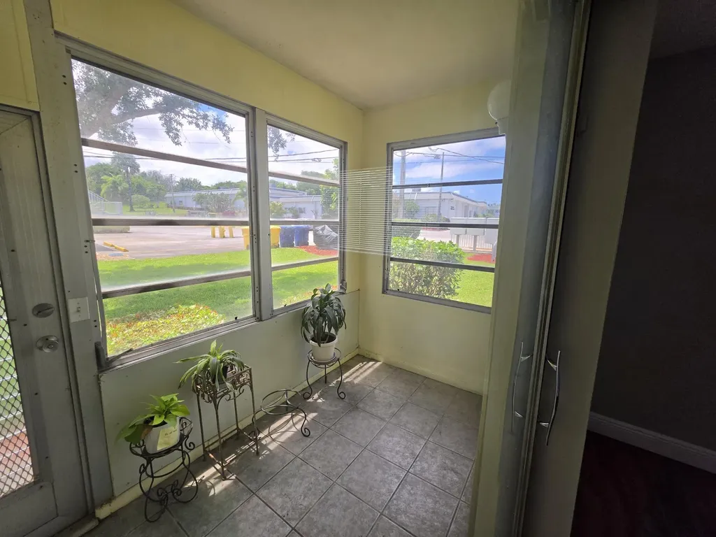 3320 Lake Osborne Drive Lake Worth Beach FL 33461