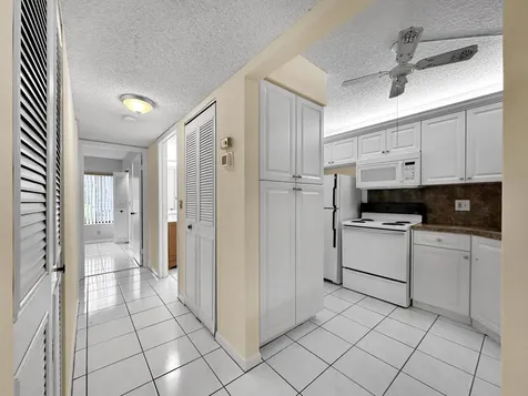 708 Sunny Pine Way Greenacres FL 33415