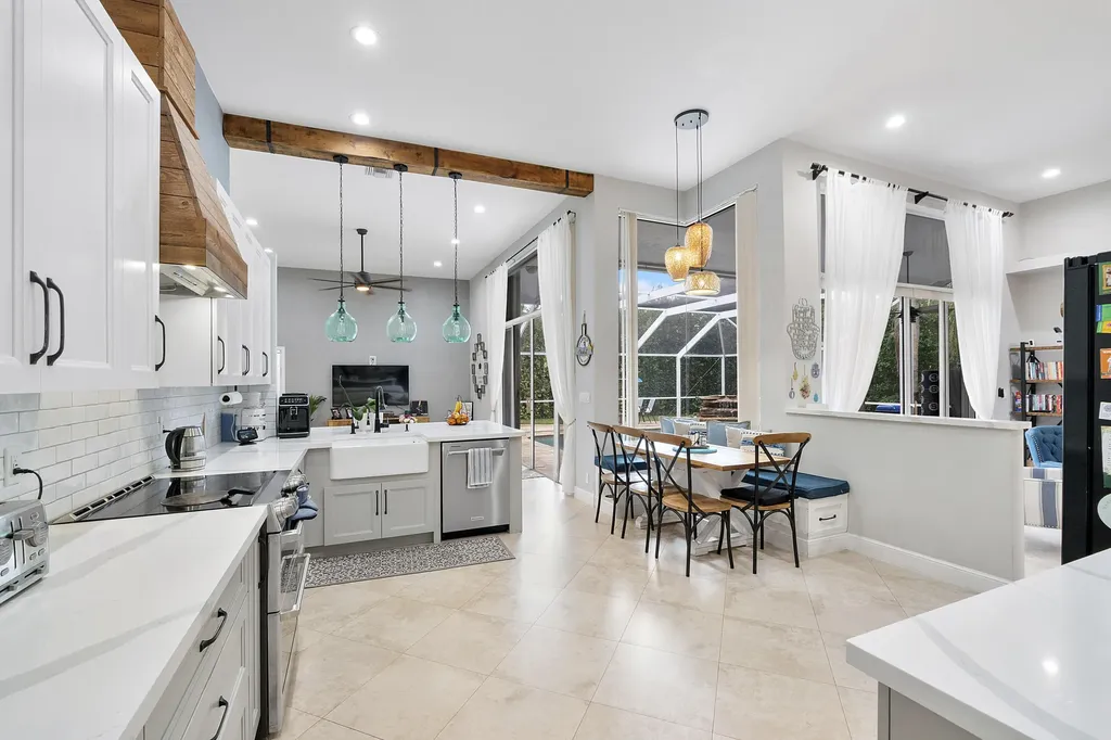 5431 NW 109th Lane Coral Springs FL 33076