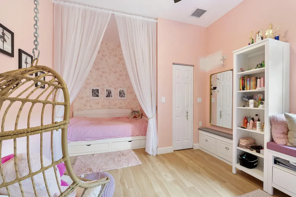 5431 NW 109th Lane Coral Springs FL 33076