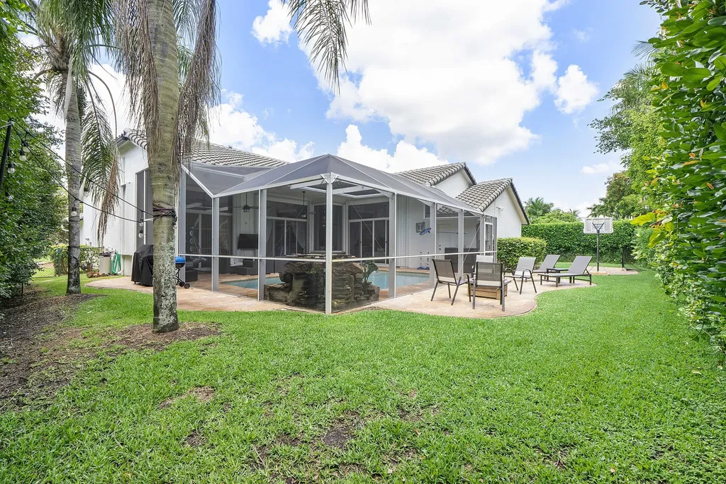 5431 NW 109th Lane Coral Springs FL 33076