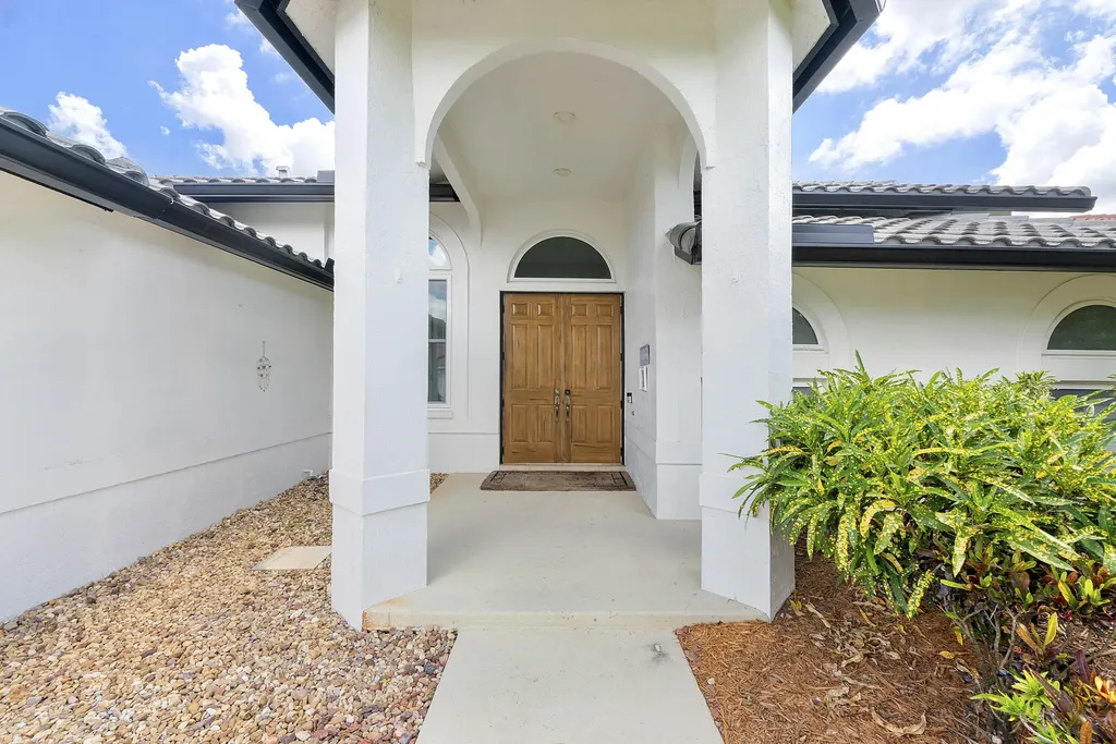 5431 NW 109th Lane Coral Springs FL 33076