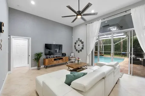 5431 NW 109th Lane Coral Springs FL 33076
