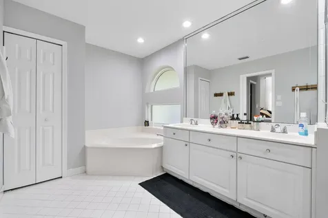 5431 NW 109th Lane Coral Springs FL 33076