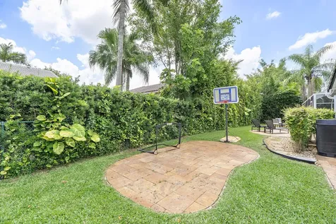 5431 NW 109th Lane Coral Springs FL 33076