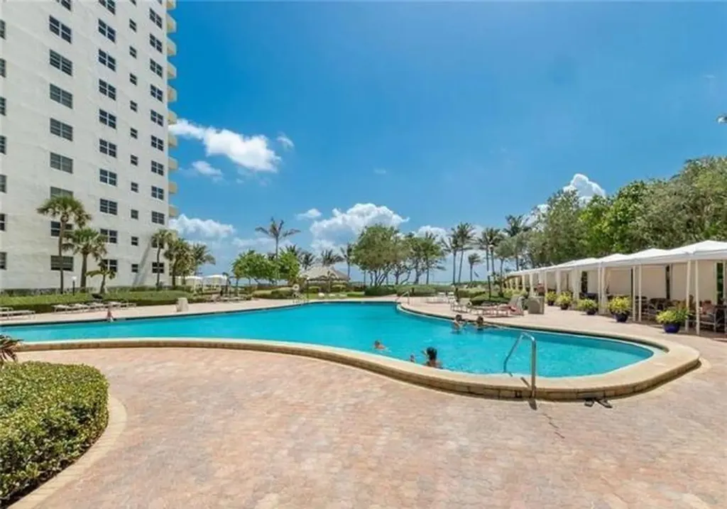 3000 S Ocean Drive Hollywood FL 33019