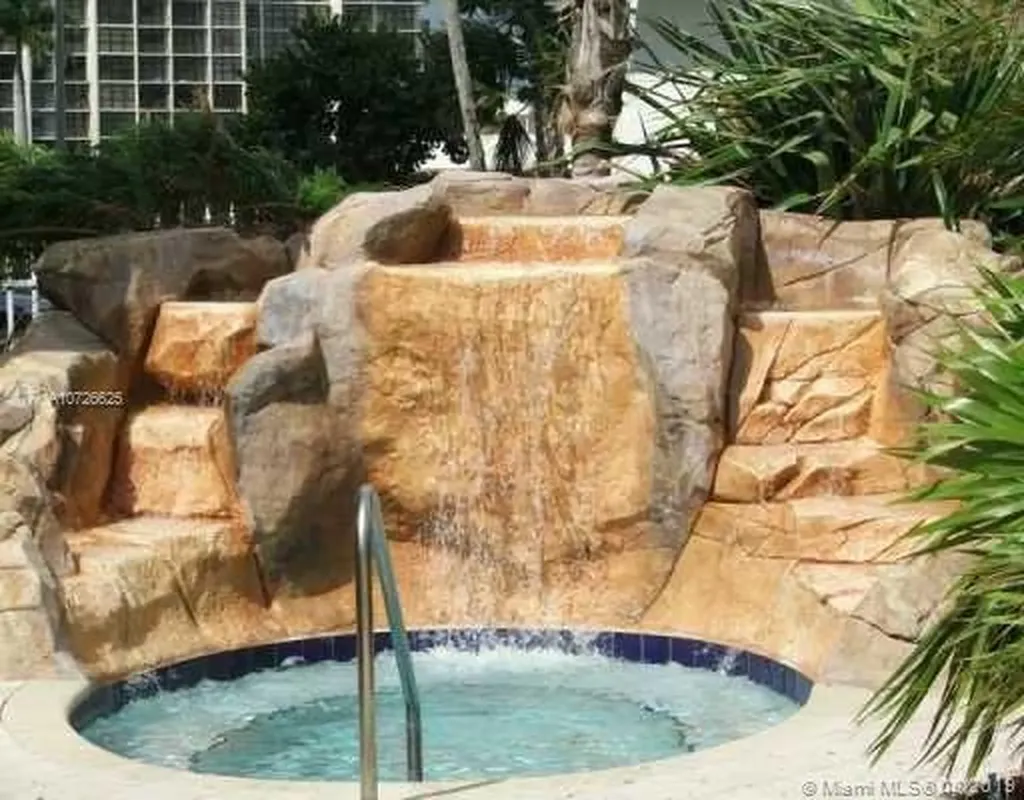 3000 S Ocean Drive Hollywood FL 33019
