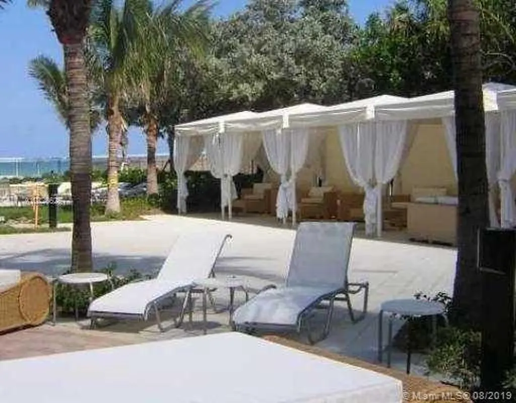 3000 S Ocean Drive Hollywood FL 33019
