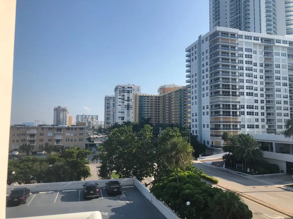 3000 S Ocean Drive Hollywood FL 33019